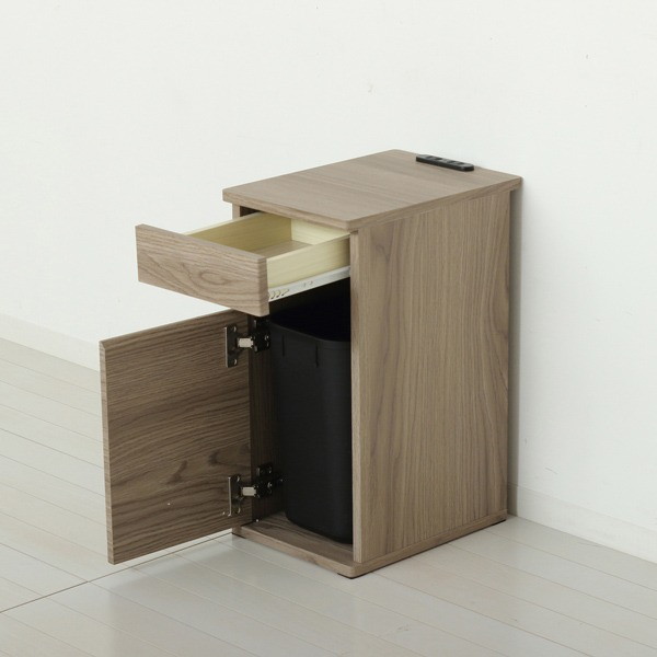 クロシオ コンセント付ダストボックス 82314 【代引・日時指定・キャンセル不可・北海道沖縄離島配送不可】 -お取り寄せ-