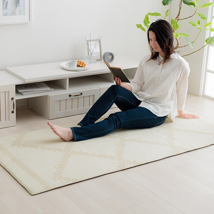 イケヒコ ラグ カーペット ベニワレン柄 シンプル 撥水 手洗い ボリュームラグ ホットカーペット対応 床暖房対応 アイボリー 約200×250cm 1274040143201【代引き不可】【北海道沖縄離島は配送不可】-お取り寄せ品-