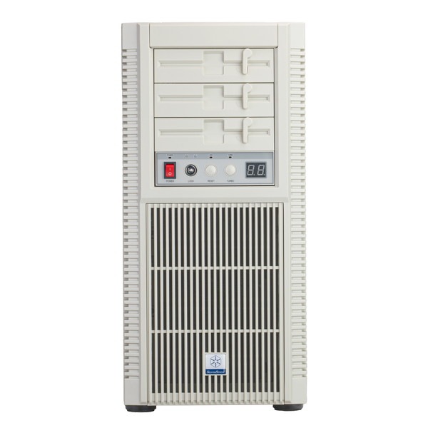 Silverstone PC������ SST-FLP02W SSI-CEB ATX FLP02 ��ȥ�����������㡼�� ����ǽ��Ѥȳ�ĥ���ݡ��Ȥ���ܡ�������������ꡦ����󥻥��Բġ��̳�ƻ����Υ�������Բġ�
