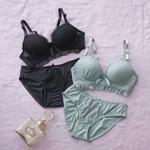 �Υ�磻�䡼�֥�����硼�ĥ��å�