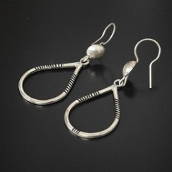 TOUAREG SILVER JEWELRY トゥアレグ シルバー ジュエリー ピアス 下太円象嵌 シルバー|Accessories|ITEM