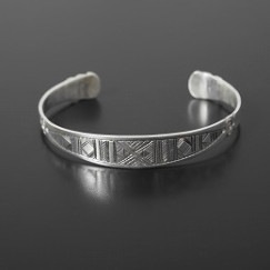 トゥアレグ シルバー ジュエリー TOUAREG SILVER JEWELRY フラット シルバー バングル SILVER BANGLE   シルバー|T|BRAND