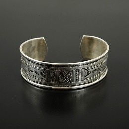 TOUAREG SILVER JEWELRY トゥアレグ シルバー ジュエリー POURE SILVER BANGLE シルバーバングル トライバル 2cm幅 シルバー