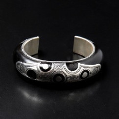 TOUAREG SILVER JEWELRY トゥアレグ シルバー ジュエリー POURE SILVER BANGLE シルバーバングル  BR3 エボニーウッド シルバー|T|BRAND