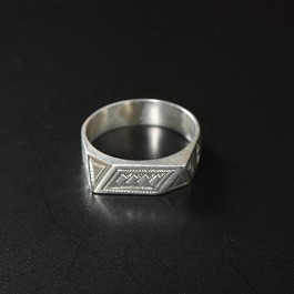 TOUAREG SILVER JEWELRY トゥアレグ シルバー ジュエリー レクタングル7 シルバーリング シルバー 12号