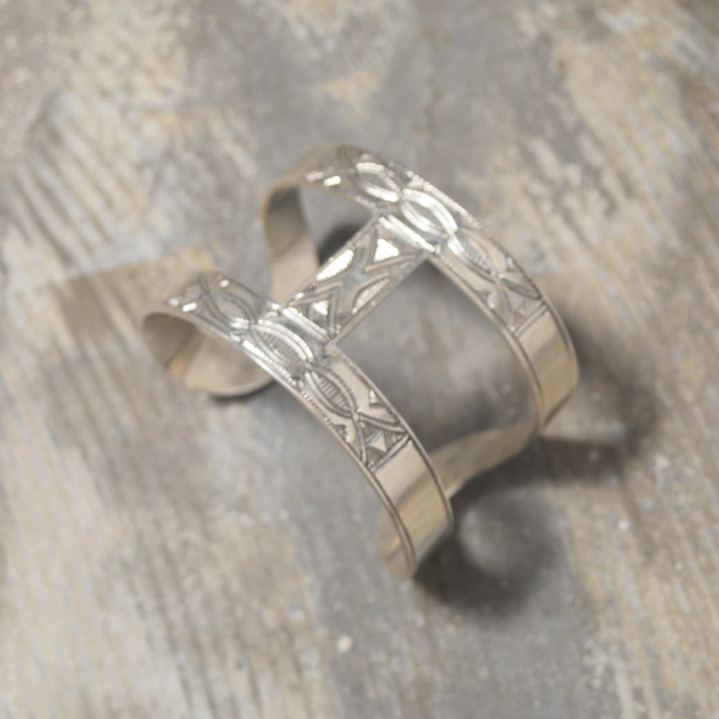 TOUAREG SILVER JEWELRY トゥアレグ シルバー ジュエリー シルバーバングル H型 シルバー