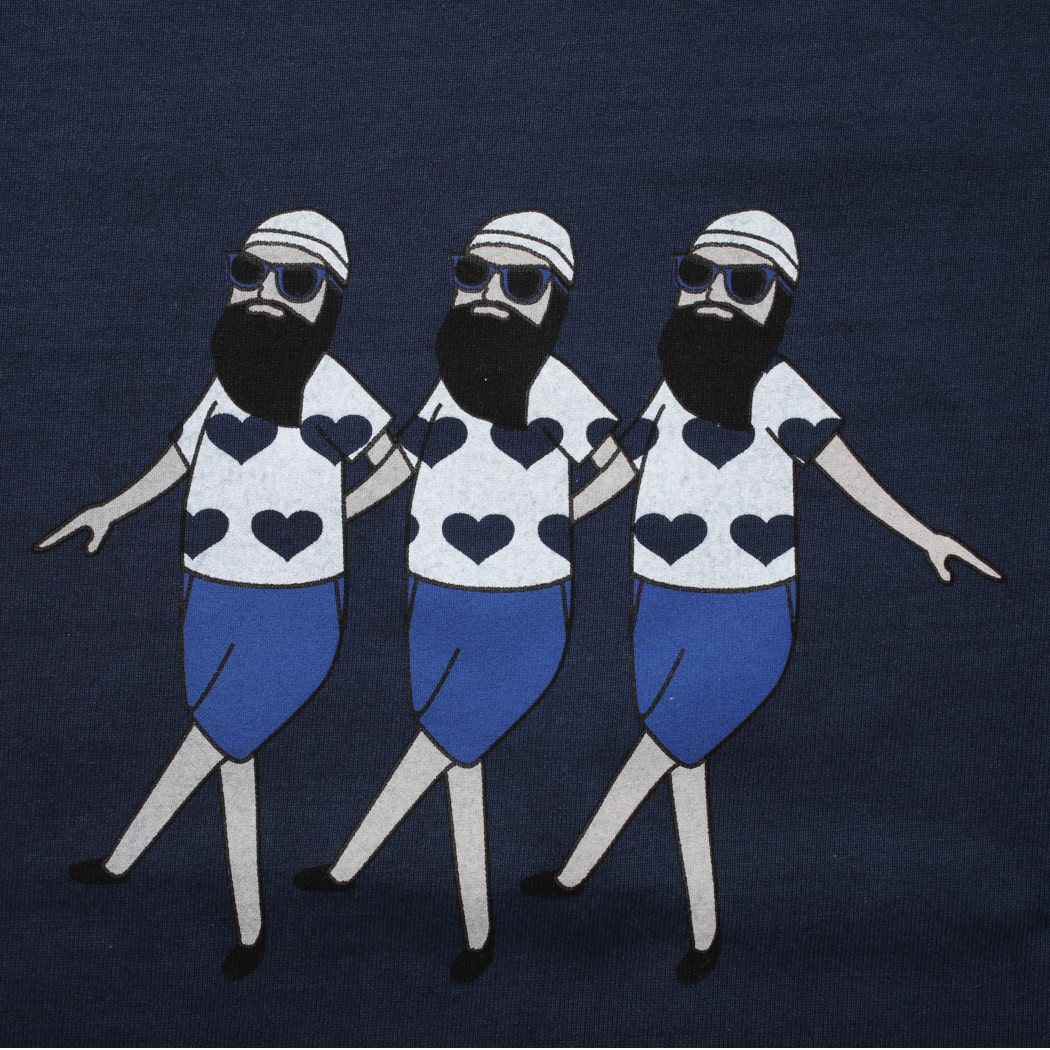 FUN Up Necessary modemdesign ファン おじさん ハート Tシャツ