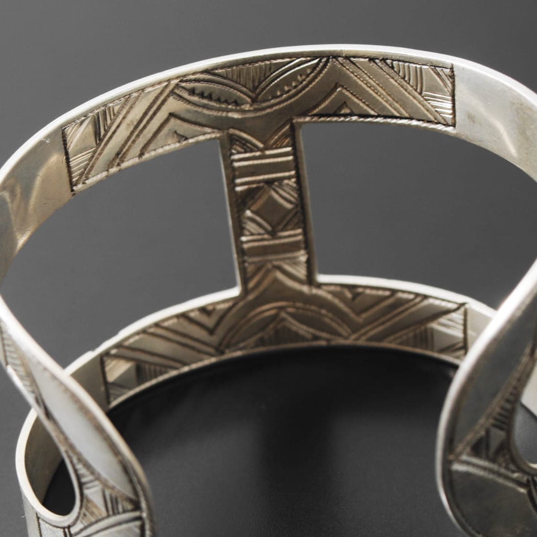 TOUAREG SILVER JEWELRY トゥアレグ シルバー ジュエリー シルバーバングル H型 シルバー