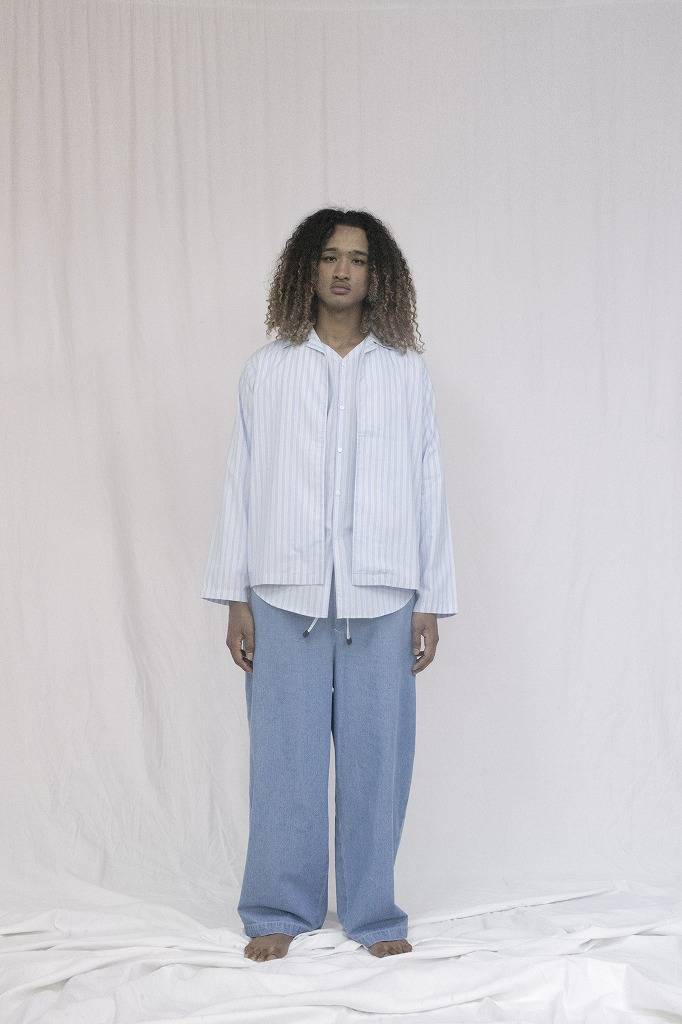 ATHA アタ ワイドイージーパンツ FADE DENIM GATHER WIDE EASY TROUSERS アイスブルー