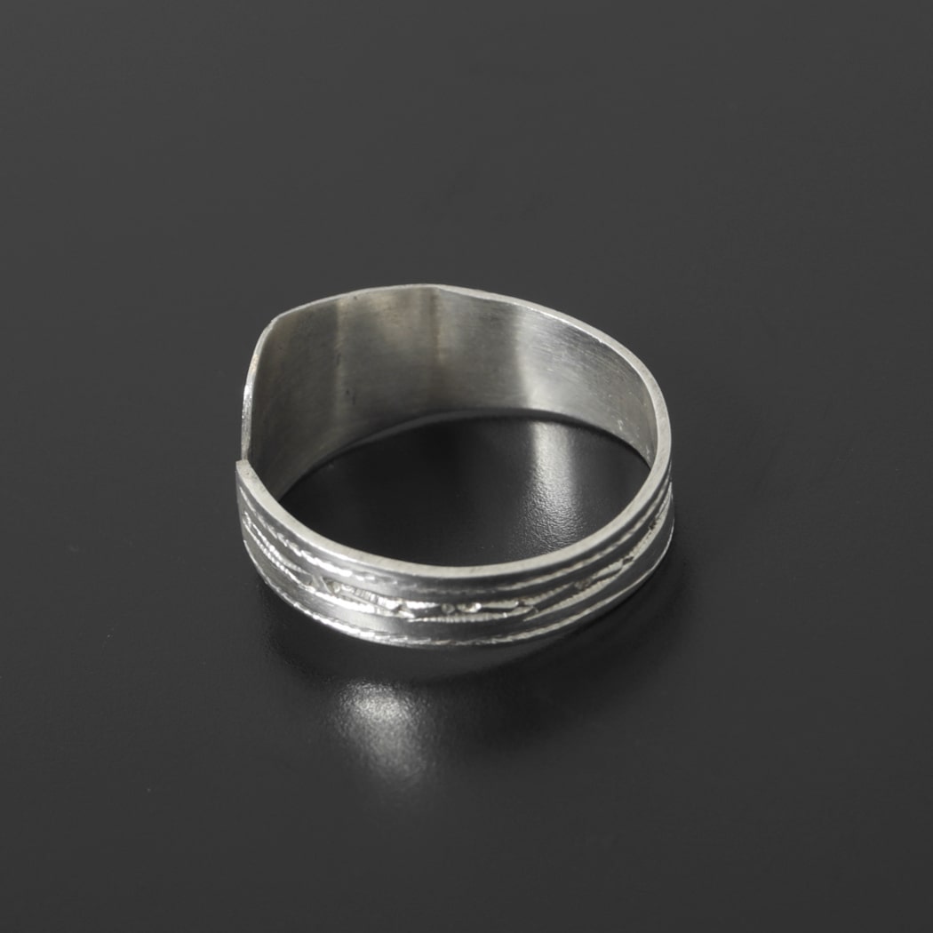 トゥアレグ シルバー ジュエリー TOUAREG SILVER JEWELRY