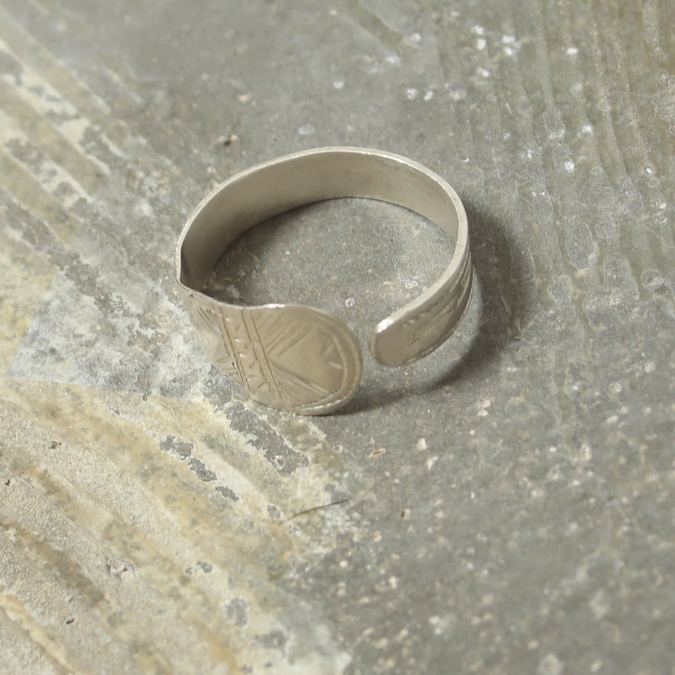 トゥアレグ シルバー ジュエリー TOUAREG SILVER JEWELRY シルバー