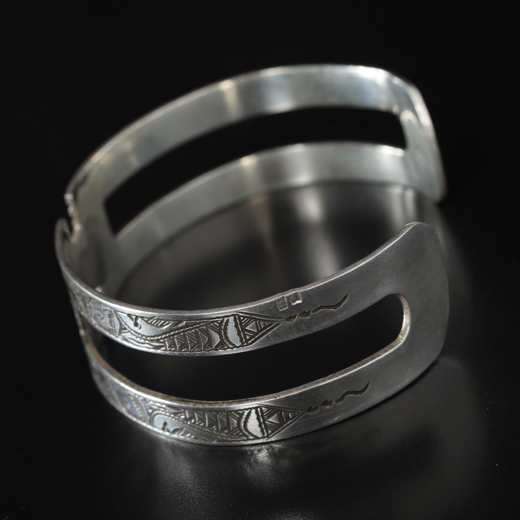 美品 スティーヴアラン トゥアレグシルバーバングルTouareg Silver トゥアレグ シルバー ジュエリー TOUAREG SILVER JEWELRY