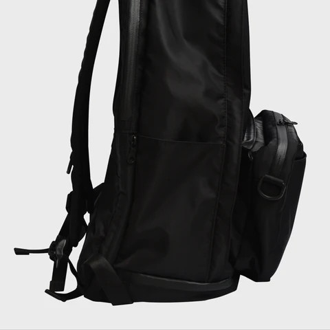 tomo　FADENファーデン　リュックバックパック　ブラック FADEN/ Partition Day Pack「012_Nico Ver.3」ファーデン