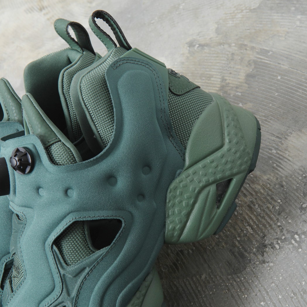 Reebok リーボック INSTAPUMP FURY 95 インスタポンプ フューリー
