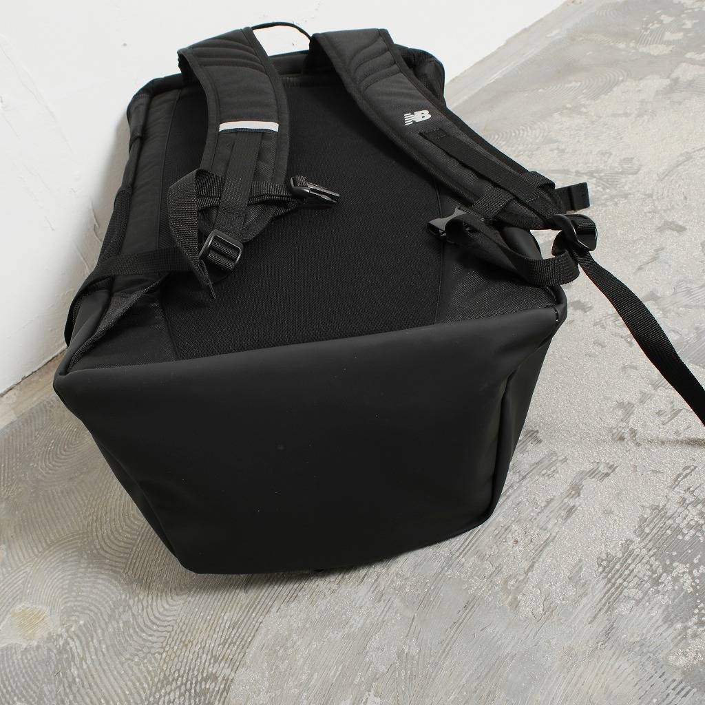 トップローディングバックパック 35L New Balance タグ付き Amazon.co.jp: [ニューバランス] リュック トップローディング