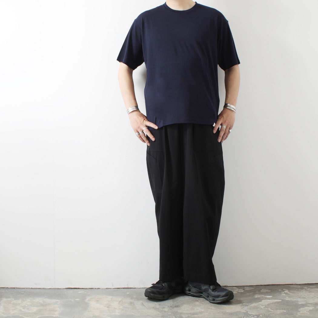 CERRUTI 無地ストレッチ ウールダークネービー ウォッシャブル・ストレッチ・防シワ】ハイツイストツイル