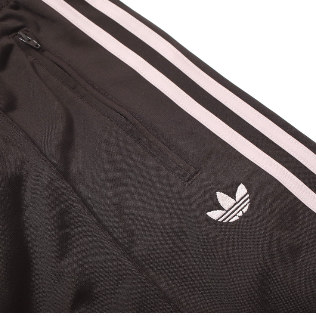 adidas Originals アディダス オリジナルス ファイアーバード ルーズ トラックパンツ FIREBIRD LOOSE TRACK PANTS KD3664  オーロラコーヒーサンディーピンク
