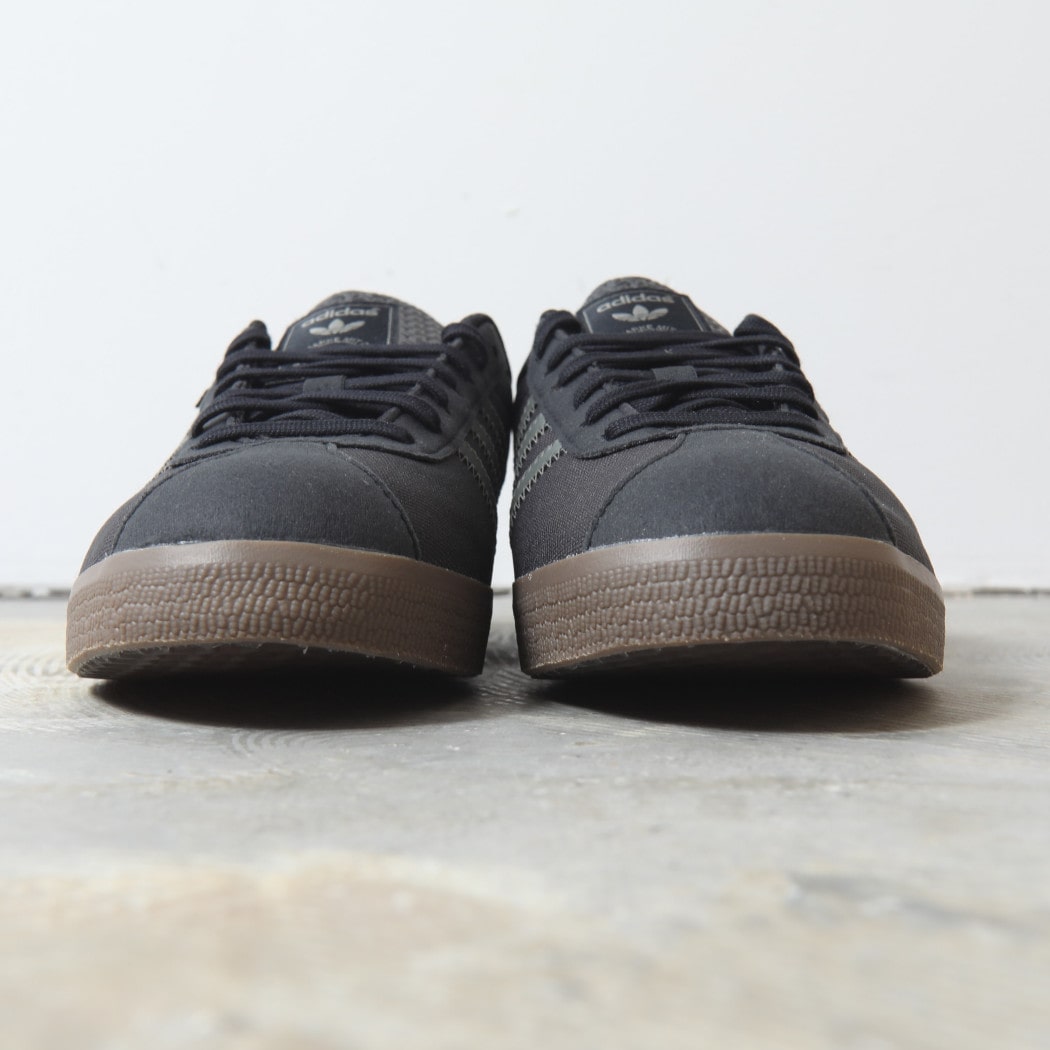 adidas GAZELLE GTX JR2727  アディダス ガゼル ガッツレー ゴアテックス スニーカー コアブラック/ユーティリティグレー/ガム
