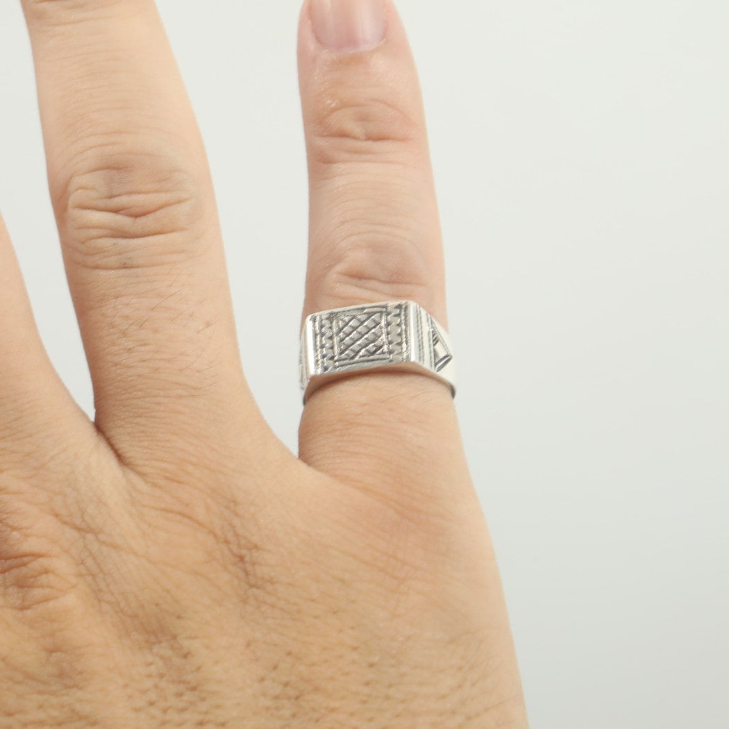 TOUAREG SILVER JEWELRY トゥアレグ シルバー ジュエリー POURE