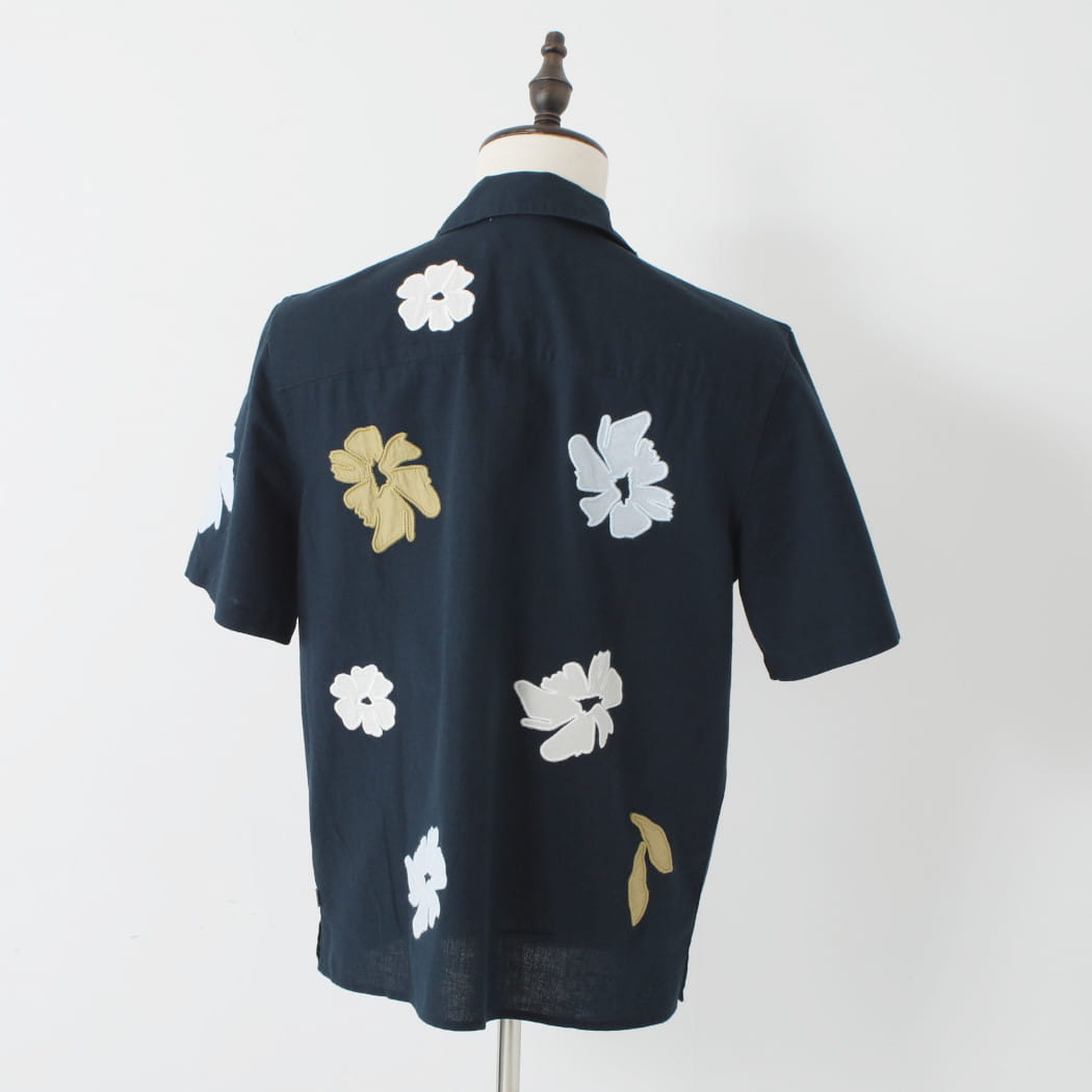 WAX LONDON ワックスロンドン フラワー刺繍 ショートスリーブシャツ ネイビー マルチカラー Navy And Multicolour Floral Applique Short-Sleeve Shirt