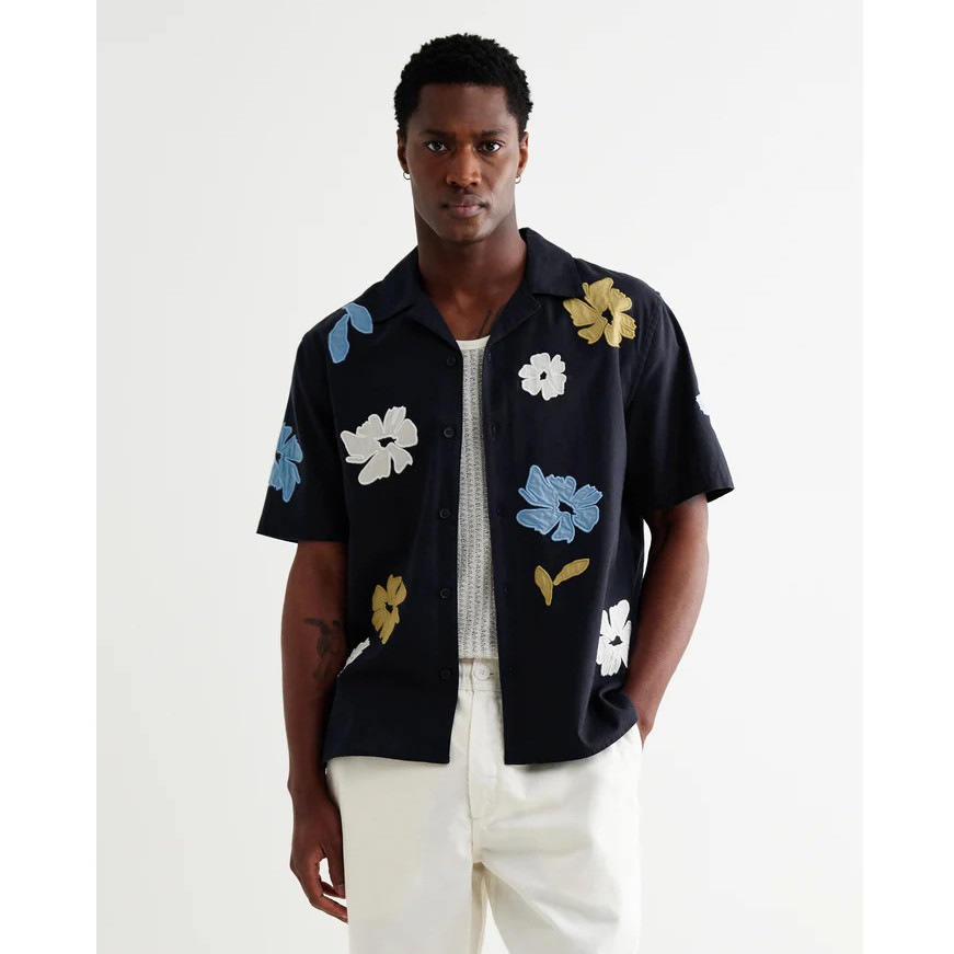 WAX LONDON ワックスロンドン フラワー刺繍 ショートスリーブシャツ ネイビー マルチカラー Navy And Multicolour Floral Applique Short-Sleeve Shirt