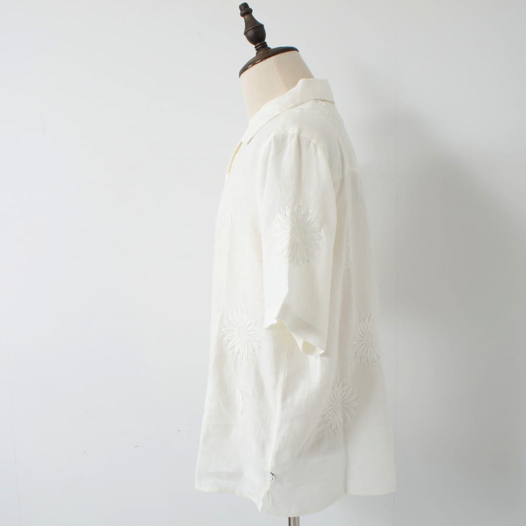WAX LONDON ワックスロンドン Didcot ワックスロンドン フラワー刺繍 ショートスリーブシャツ ホワイト White Flower Embroidered Short-Sleeve Shirt WHIT