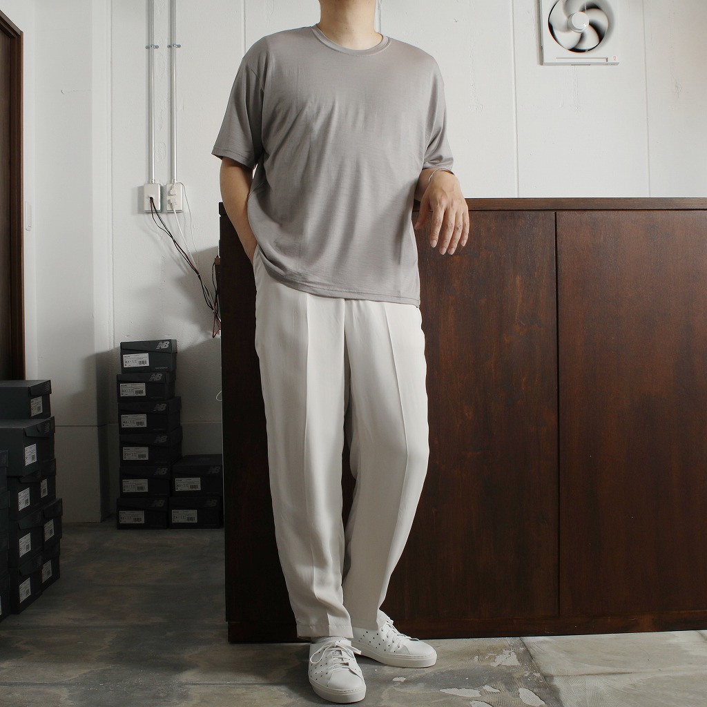 CAPERTICA カペルチカ ウールTシャツ Super120s ウオッシャブルウール オーバーサイズ グレイジュ