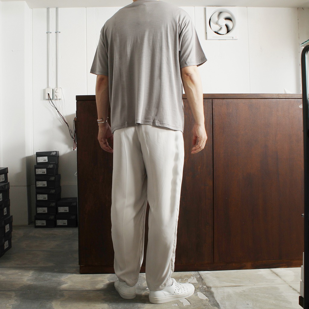 CAPERTICA カペルチカ ウールTシャツ Super120s ウオッシャブルウール オーバーサイズ グレイジュ