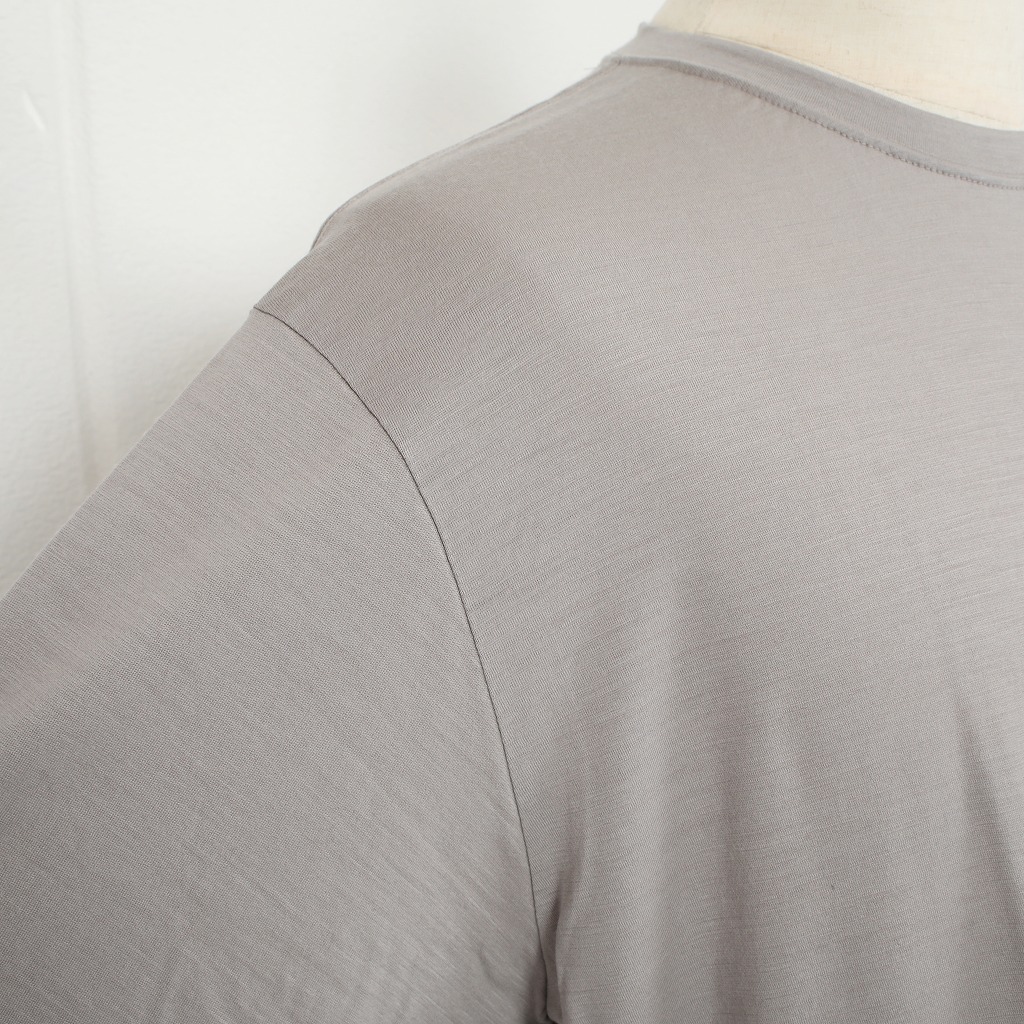 CAPERTICA カペルチカ ウールTシャツ Super120s ウオッシャブルウール オーバーサイズ グレイジュ