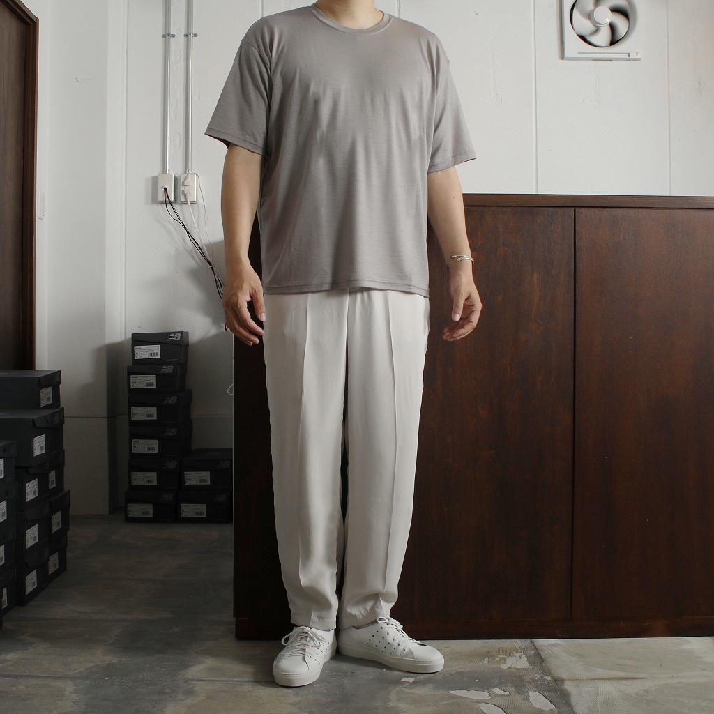 CAPERTICA カペルチカ ウールTシャツ Super120s ウオッシャブルウール オーバーサイズ グレイジュ