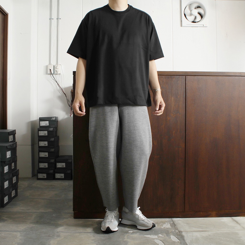 CAPERTICA カペルチカ Tシャツ スビンコットン コンパクトジャージ オーバーサイズ ブラック