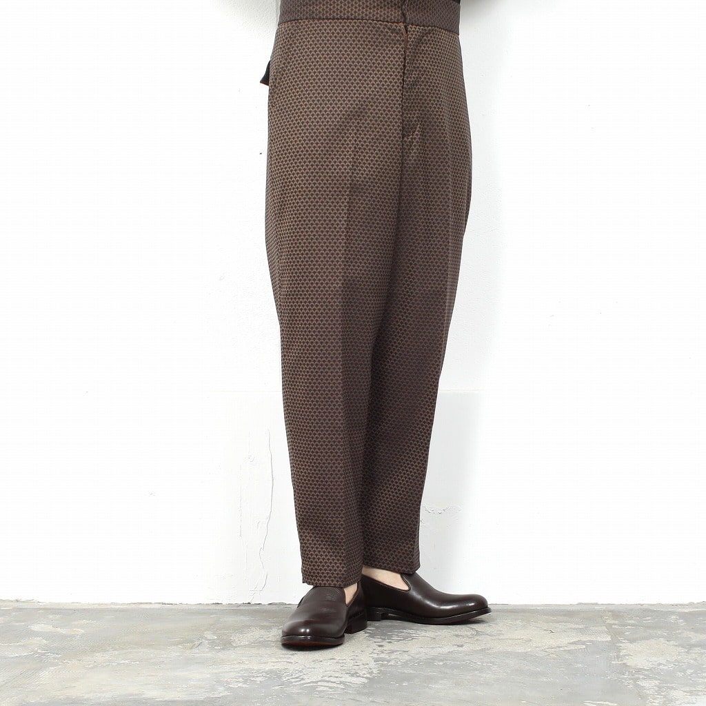ATHA アタ イージーパンツ ジオメトリックパターン GEOMETRIC PATTERN TAPERED EASY TROUSERS RAW UMRED F