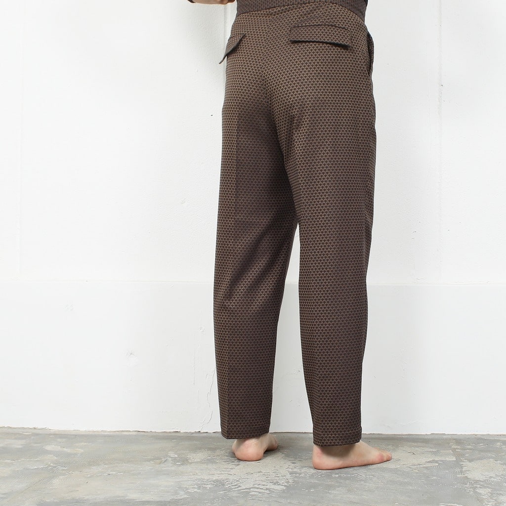 ATHA アタ イージーパンツ ジオメトリックパターン GEOMETRIC PATTERN TAPERED EASY TROUSERS RAW UMRED F