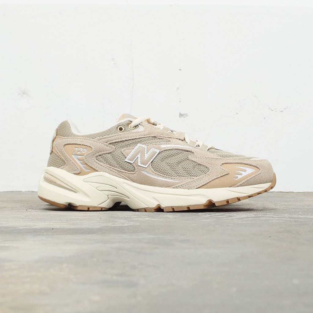 New Balance ニューバランス ML725W スニーカー ベージュ | BRAND,N