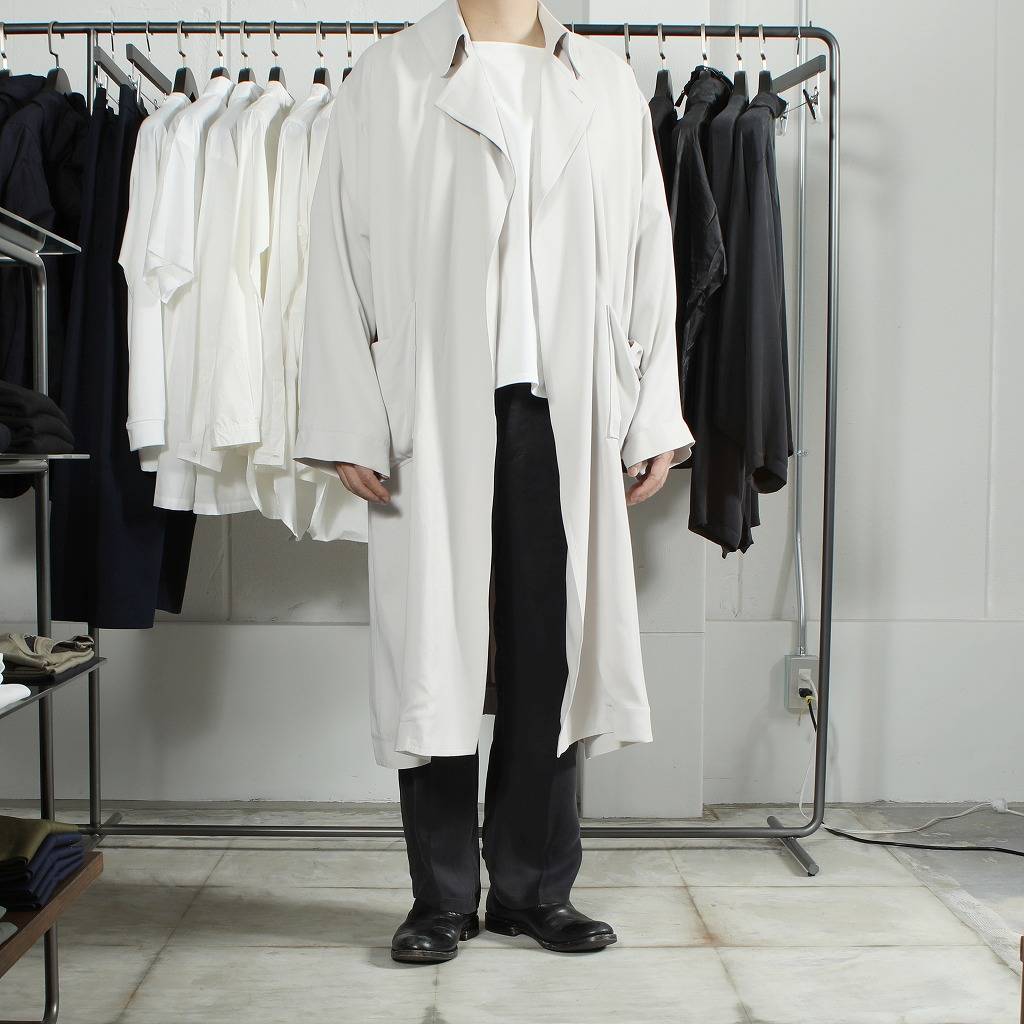 ATHA アタ サテン マキシコート SATIN MAXI COAT ライトグレー | BRAND