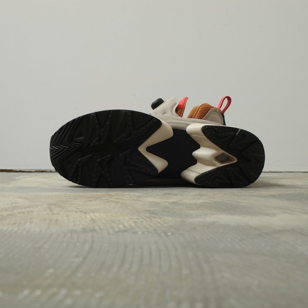 Reebok リーボック INSTAPUMP FURY 95 インスタポンプ フューリー スニーカー ブラウン系