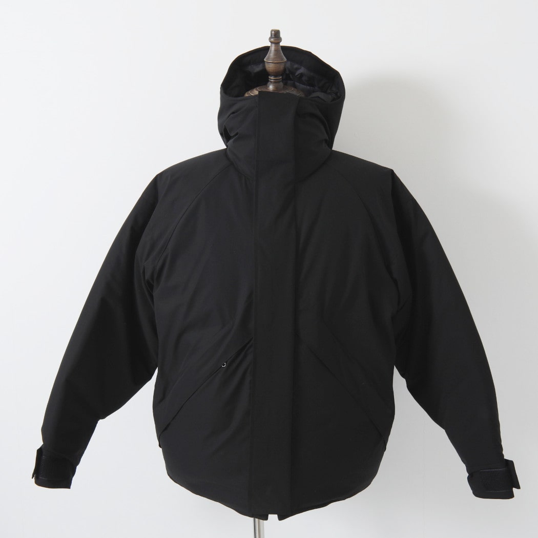 INTERIM インテリム HI-LOFT WATER PROOF INSULATED HOODED JACKETハイロフト ウォータープルーフ インスレイテッド フーデッド ジャケット ブラック