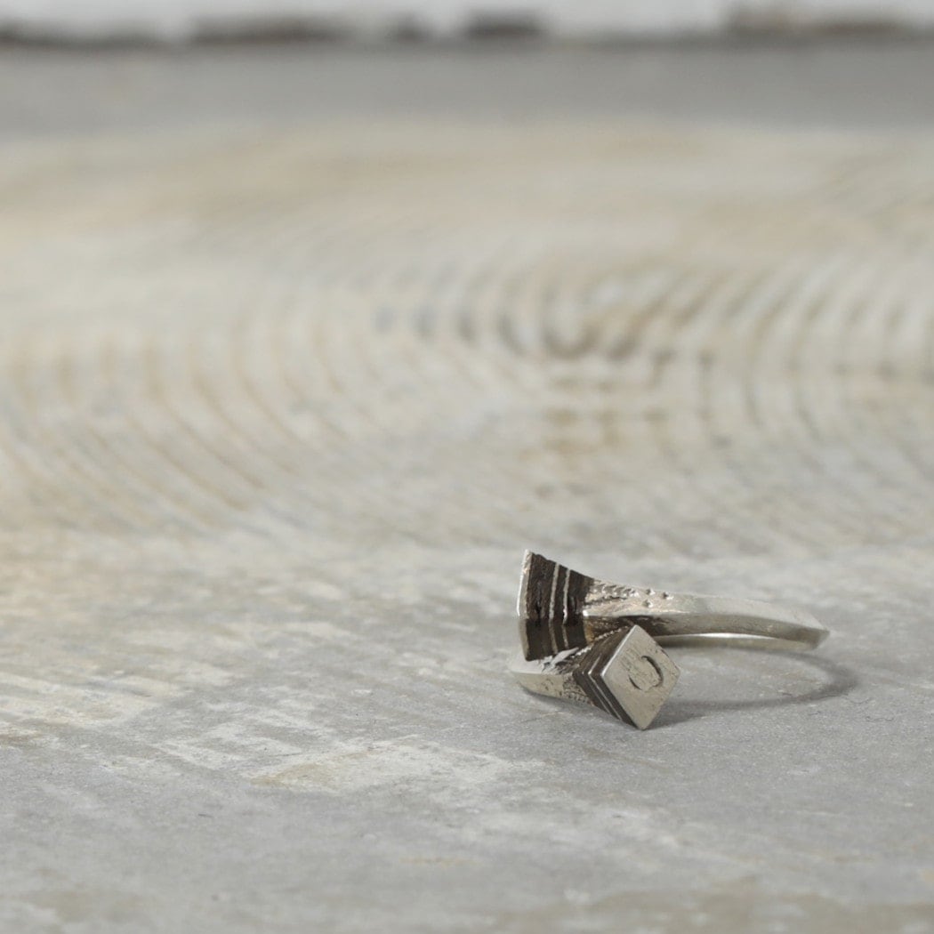 TOUAREG SILVER JEWELRY トゥアレグ シルバー ジュエリー シルバーリング ebony シルバー