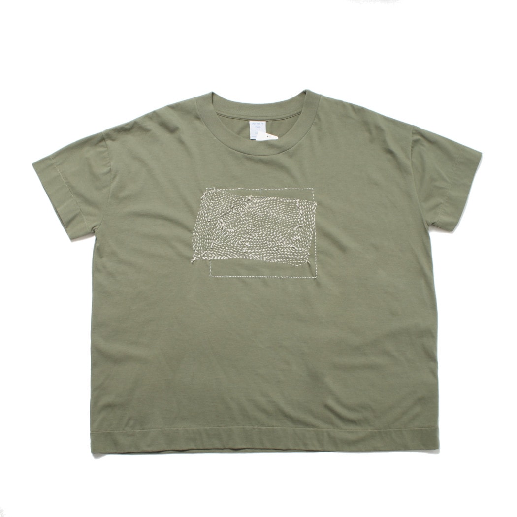 hari to ito はりといと 手縫い刺繍 Tシャツ 四角 カーキ