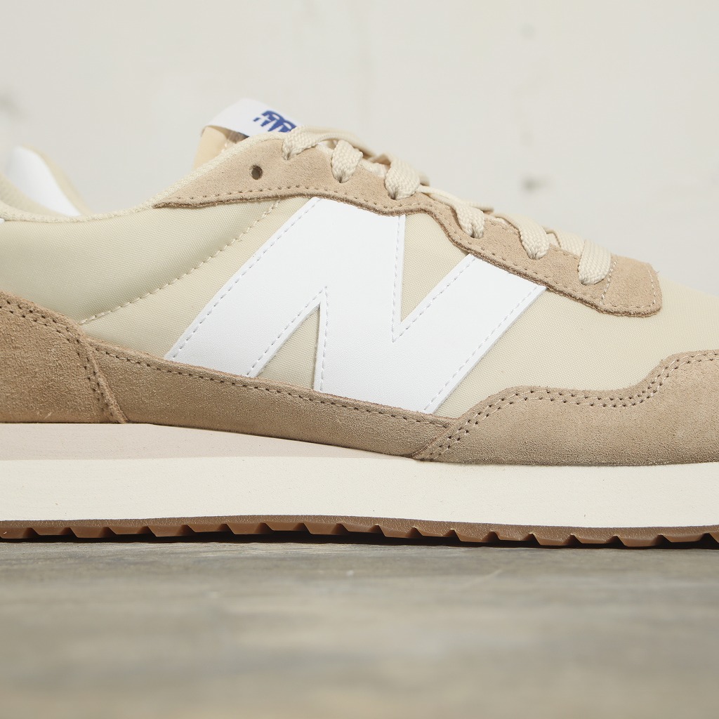 New Balance ニューバランス MS237RD スニーカー ベージュ系
