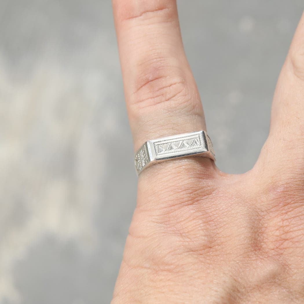 TOUAREG SILVER JEWELRY トゥアレグ シルバー ジュエリー レクタングル5 シルバーリング  シルバー 17号