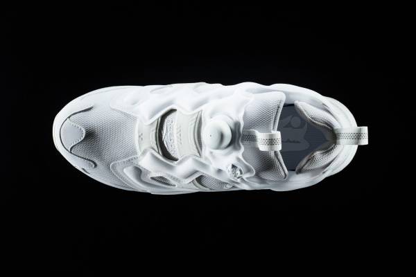 希少❗️Reebok インスタポンプフューリー X ゴアテックス ホワイト　完売品 インスタポンプフューリー 95 / INSTAPUMP FURY 95 （フット
