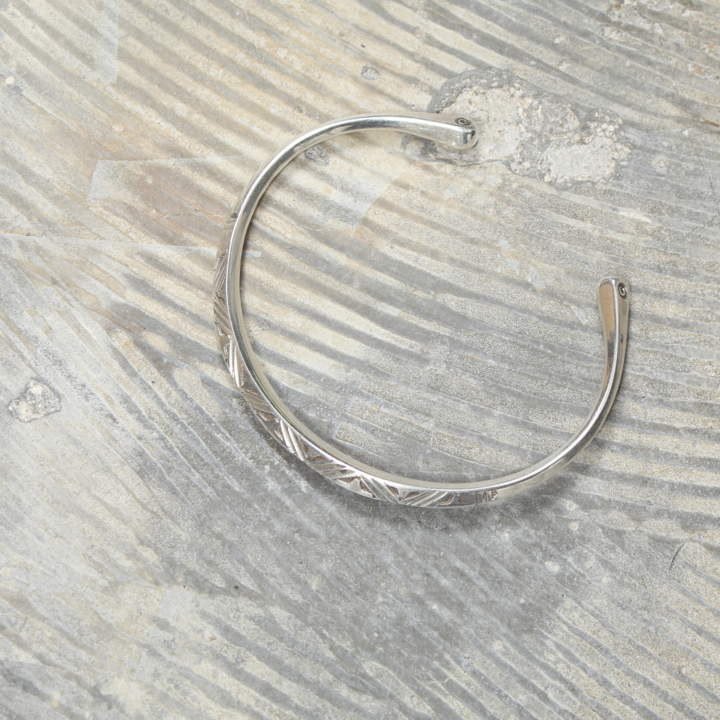 TOUAREG SILVER JEWELRY トゥアレグ シルバー ジュエリー POURE SILVER BANGLE シルバーバングル 2 シルバー