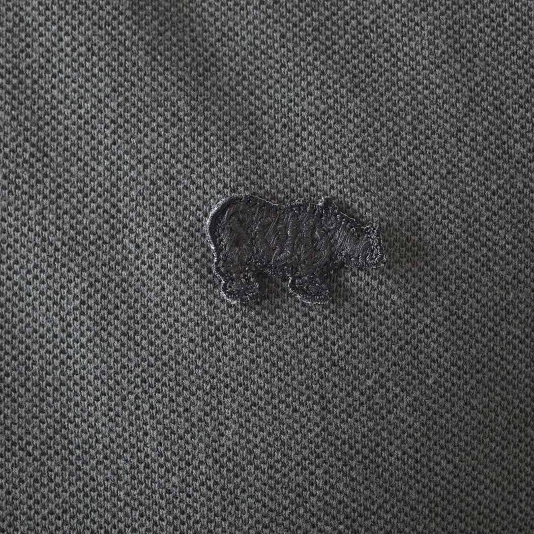 サイベーシックス SCYE BASICS ウオッシュド 鹿の子 ヘンリーネック Tシャツ Cotton Pique Henley Neck Shirt グレー