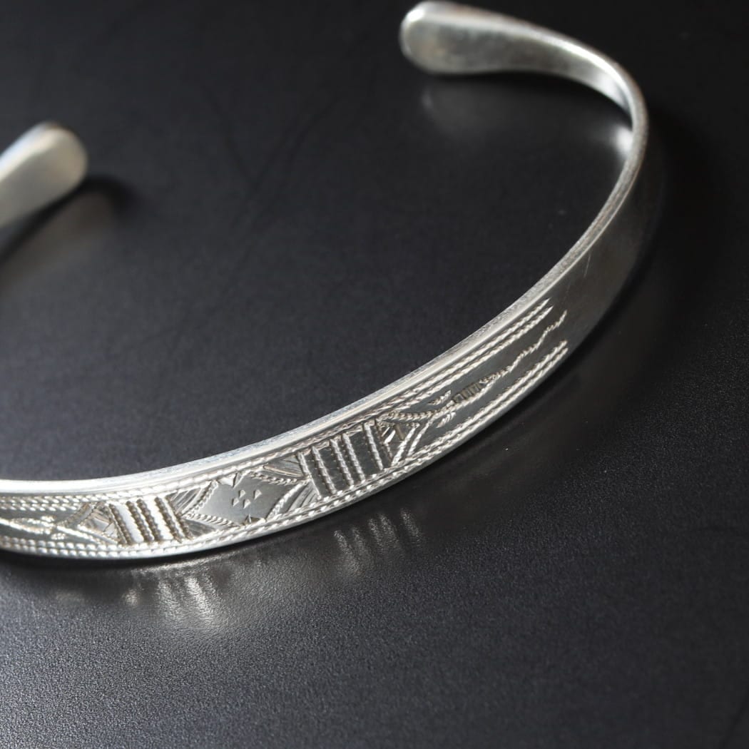 TOUAREG SILVER JEWELRY トゥアレグ シルバー ジュエリー POURE SILVER BANGLE シルバーバングル 6 シルバー