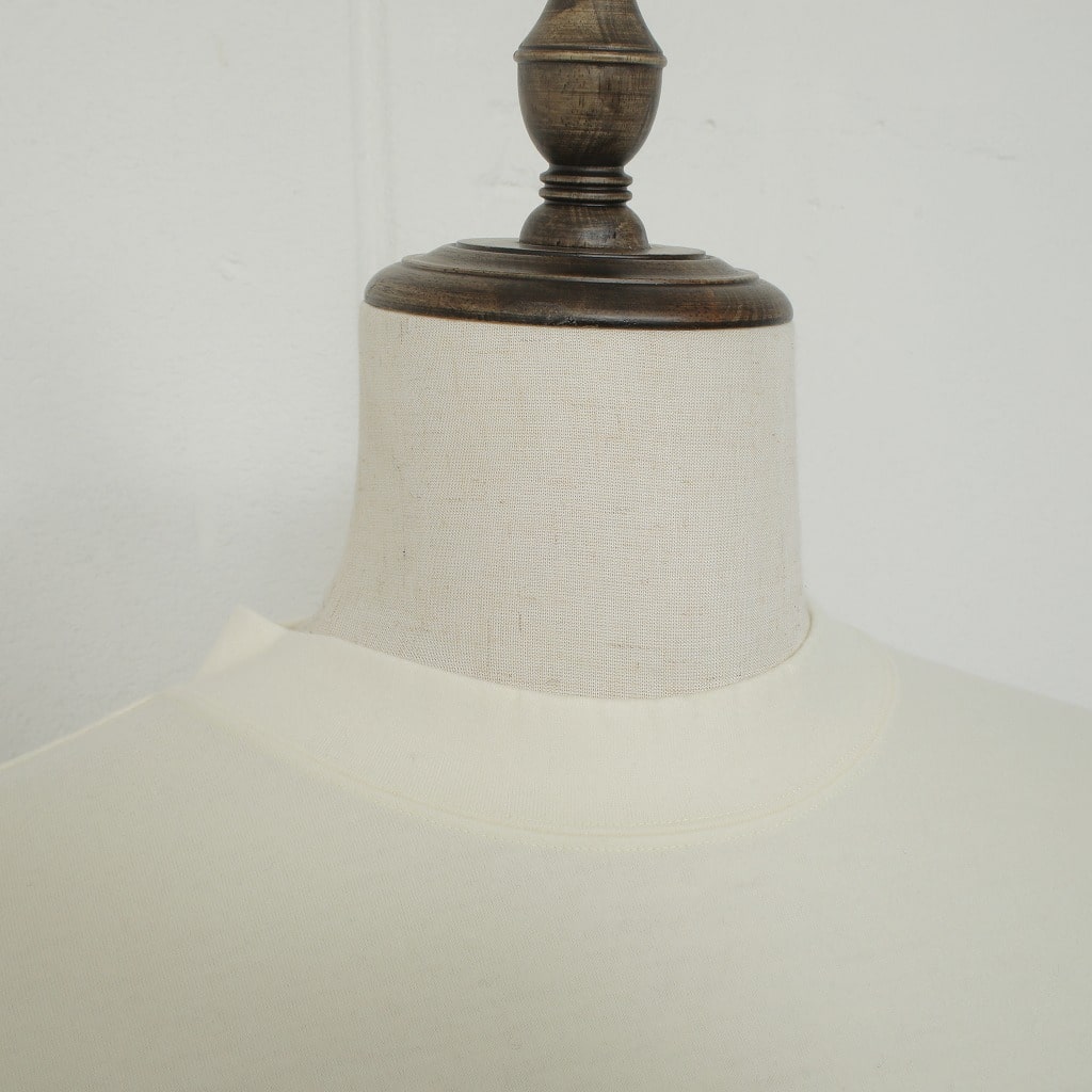 CAPERTICA カペルチカ MNスウェット 140s ウォッシャブルウール オフホワイト