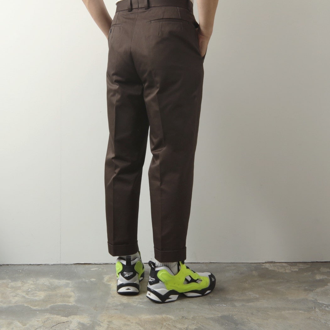 SCYE BASICS サイ ベーシックス サンホアキン綿 2プリーツ テーパード