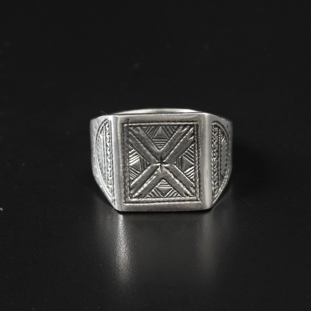 TOUAREG SILVER JEWELRY トゥアレグ シルバー ジュエリー シルバーリング スクエア シルバー 24号