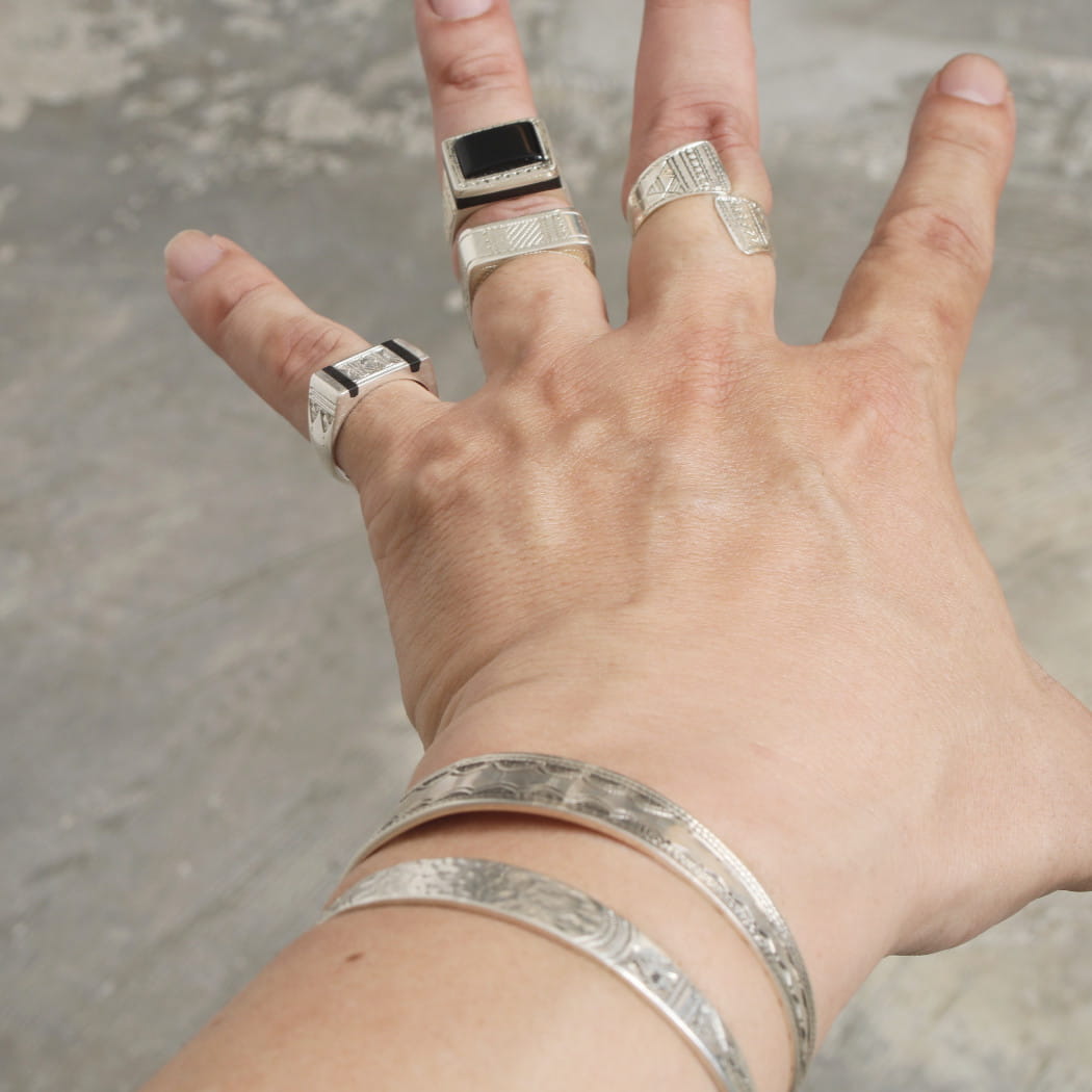 トゥアレグシルバー TOUAREG SILVER JEWELRY トゥアレグ シルバー ジュエリー POURE SILVER