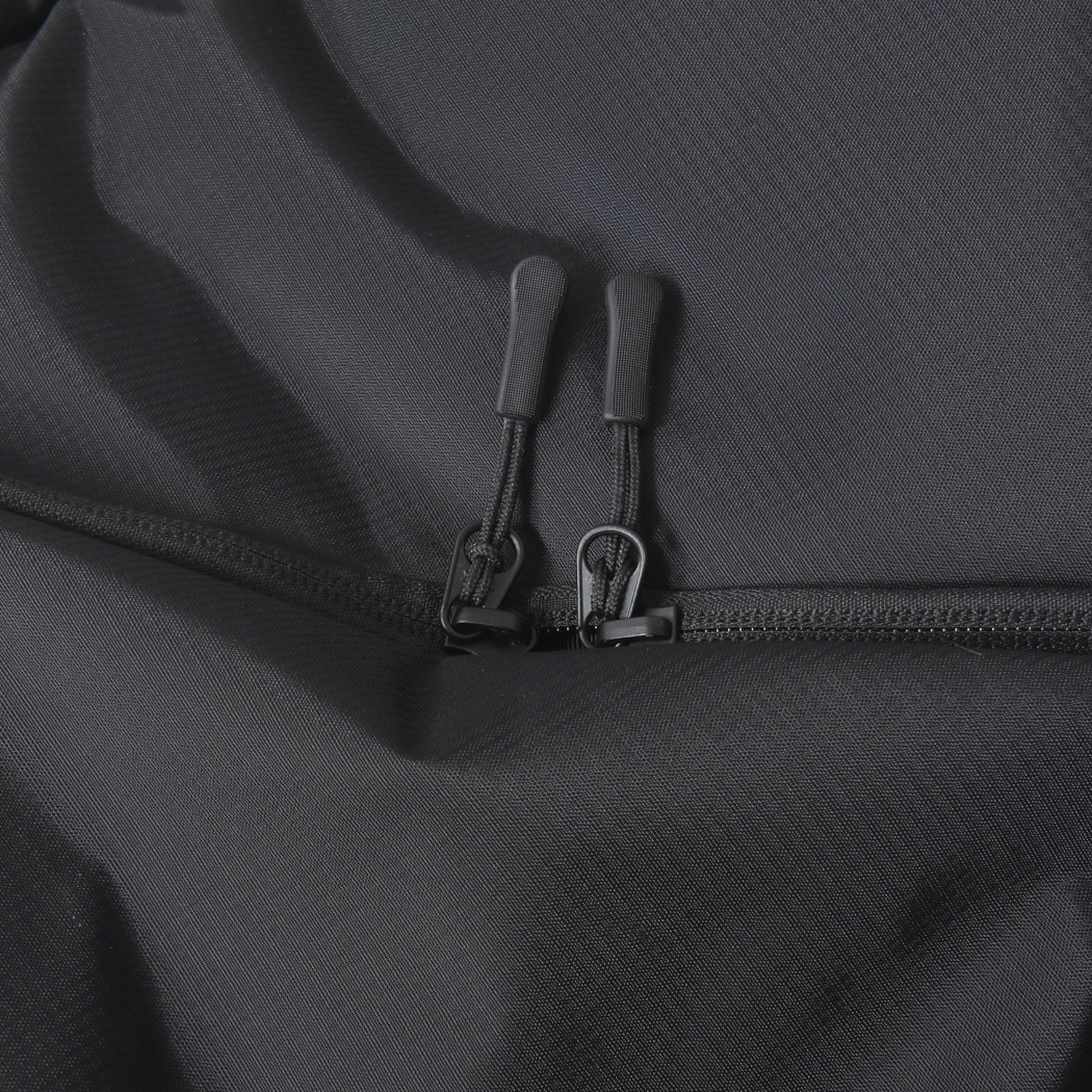 ist イスト ist.-DP Zファスナーデイパック ブラック